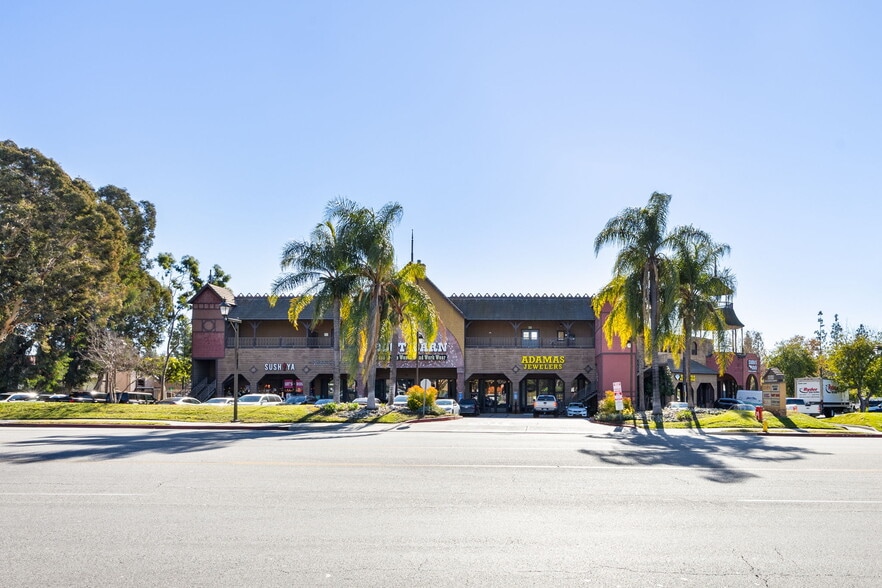 More Photos Of 536-661 W Arrow Hwy, San Dimas Freestanding For Sale