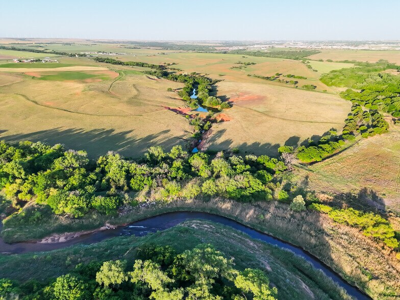 More Photos Of 1002 Old 66 Rd, Hydro Land For Sale
