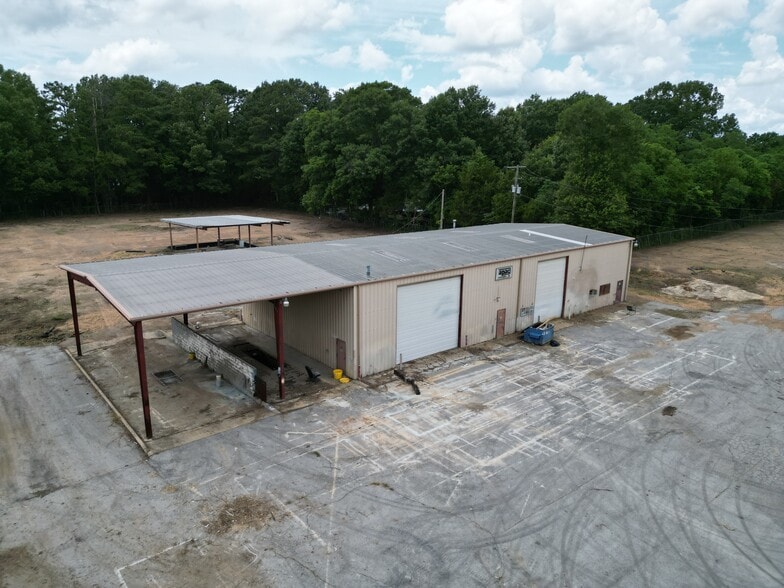 More Photos Of 5129 S McRaven Rd, Jackson Showroom For Sale