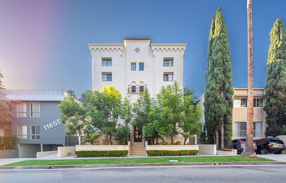 More Photos Of 11649 Mayfield Ave, Los Angeles Apartments For Sale