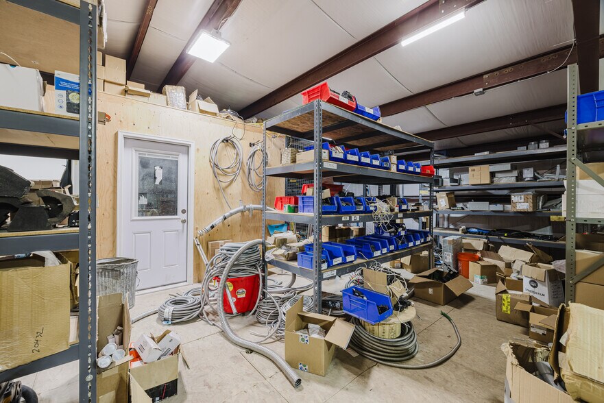 More Photos Of 1070 Silver St, Elko Manufacturing For Lease