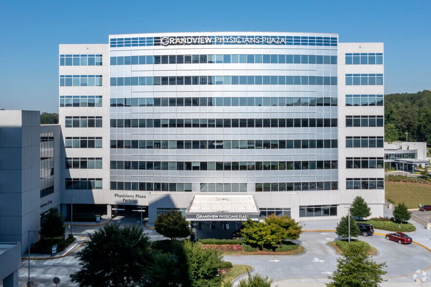 More Photos Of 3686 Grandview Pky, Birmingham Medical For Lease