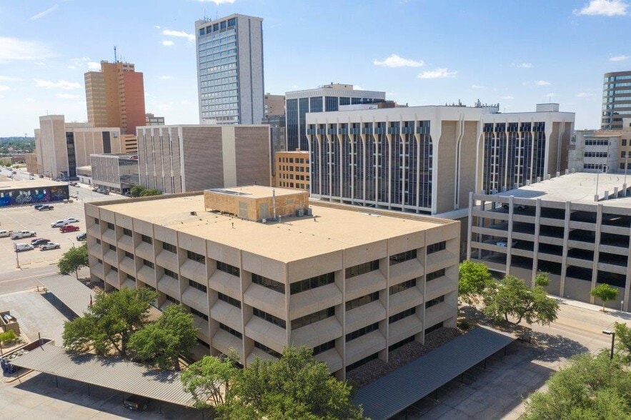 More Photos Of 125 W Missouri Ave, Midland Office For Lease