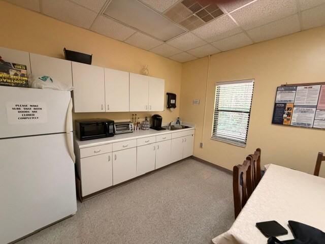 More Photos Of 555 Bluebird Blvd, Fort Valley Healthcare For Sale