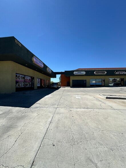 More Photos Of 15191 7th St, Victorville General Retail For Sale