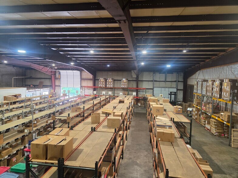 More Photos Of 77 Stewart Ave, Washington Manufacturing For Lease