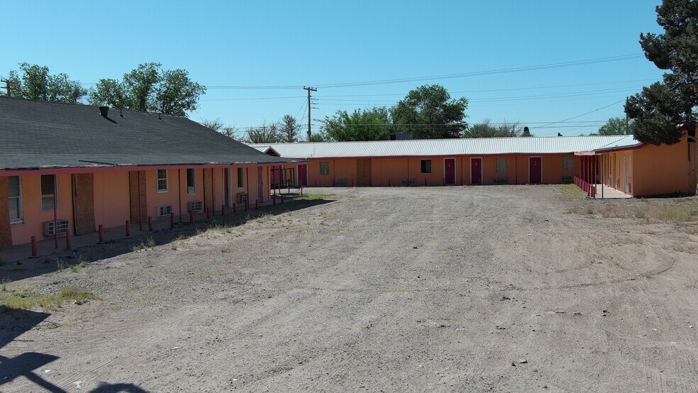 More Photos Of 239 TX-302, Kermit Hotel For Sale