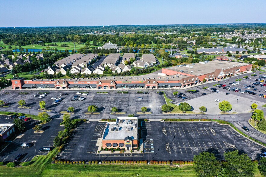 More Photos Of 9800-9890 Brewster Ln, Powell General Retail For Lease