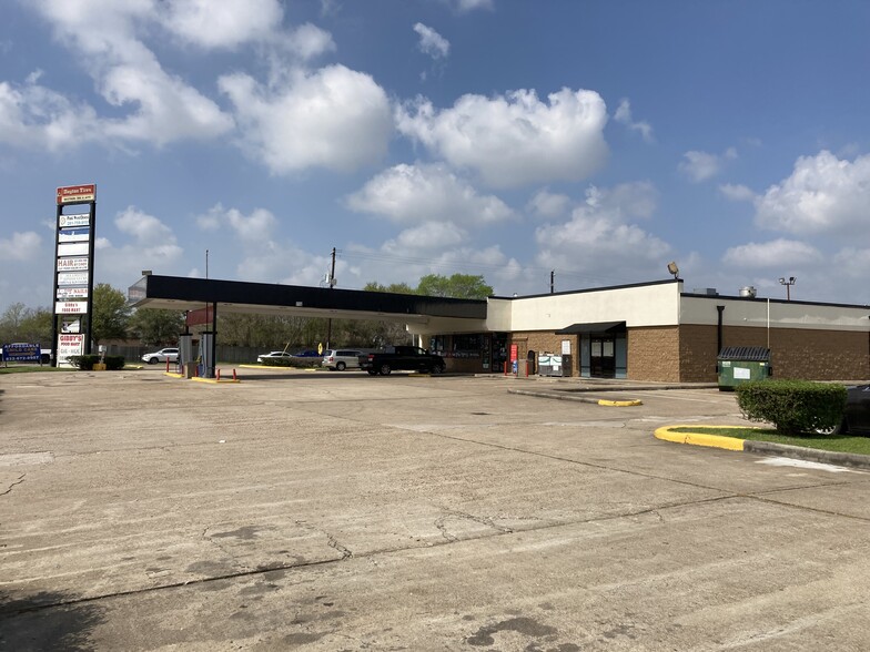 Primary Photo Of 13180 Westpark Dr, Houston Unknown For Lease