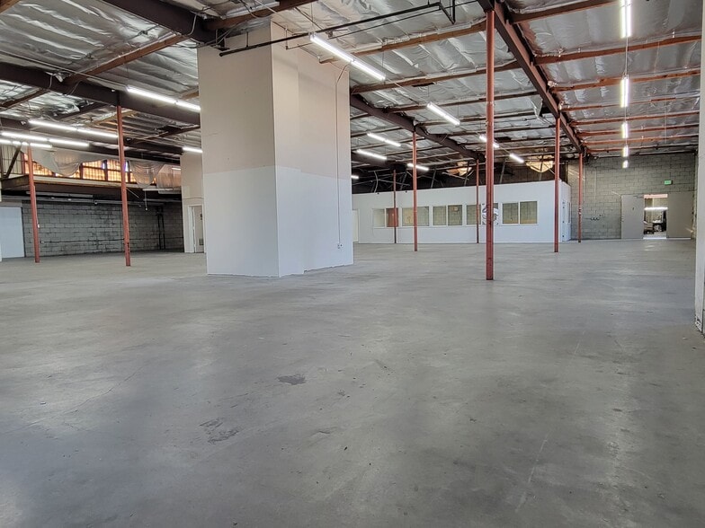 More Photos Of 1001 E 7th St, Los Angeles Warehouse For Lease