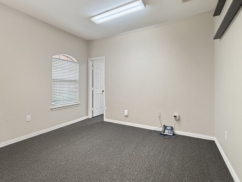More Photos Of 2438 Lillian Miller Pky, Denton Office For Lease