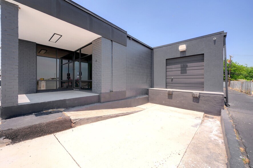 More Photos Of 5715 Kenwick St, San Antonio Warehouse For Lease