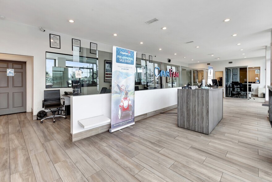 More Photos Of 1731 S Cactus Ave, Rialto Auto Dealership For Sale