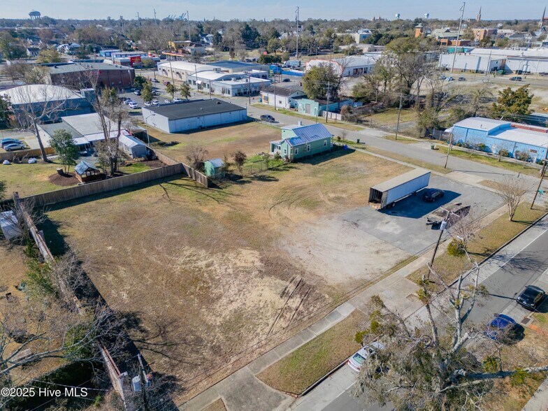 More Photos Of 1102 Chestnut St, Wilmington Land For Sale