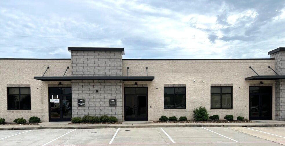 Primary Photo Of 202 Industrial Blvd, Sugar Land Office For Sale