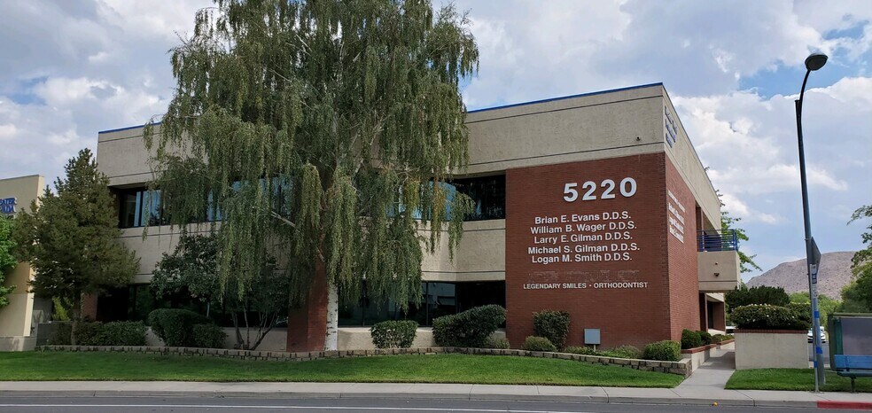 More Photos Of 5220 Neil Rd, Reno Medical For Lease