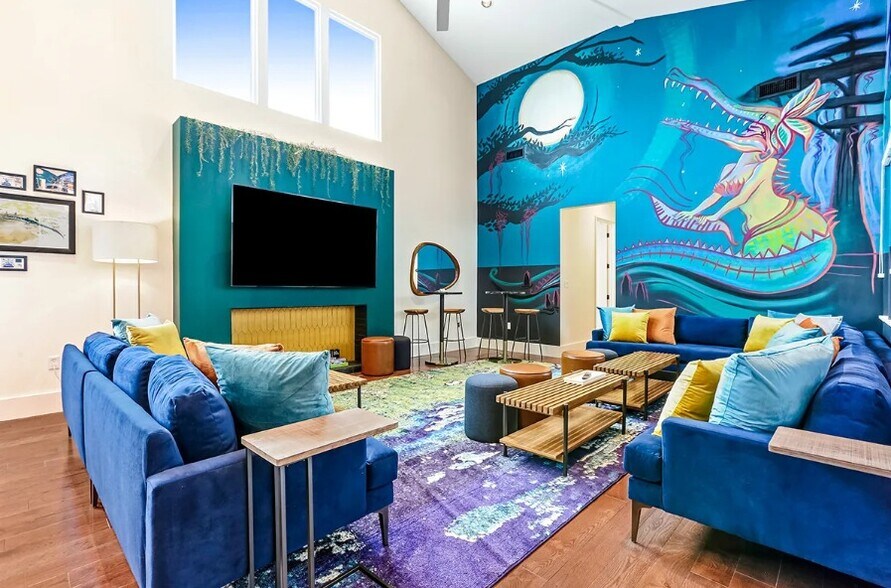 More Photos Of 1726-1730 Clio St, New Orleans Hospitality For Sale