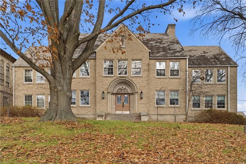 More Photos Of 230 E Jefferson St, Butler Religious Facility For Sale