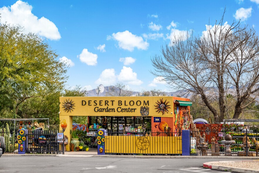 More Photos Of 101-126 S La Canada Dr, Green Valley Unknown For Lease