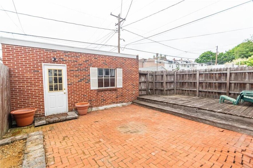 More Photos Of 202 S 17th St, Allentown Storefront Retail Residential For Sale