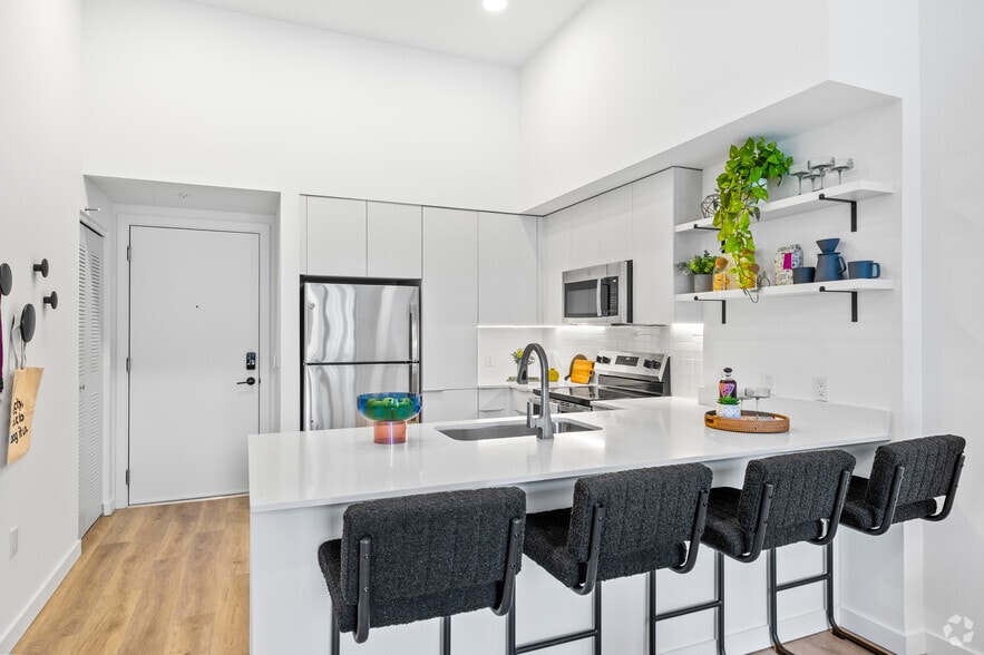 More Photos Of 2585 Spruce Ave, West Palm Beach Apartments For Lease