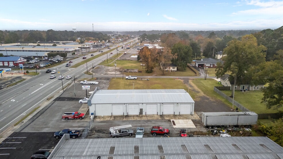 More Photos Of 806 E Main St, Havelock General Retail For Sale