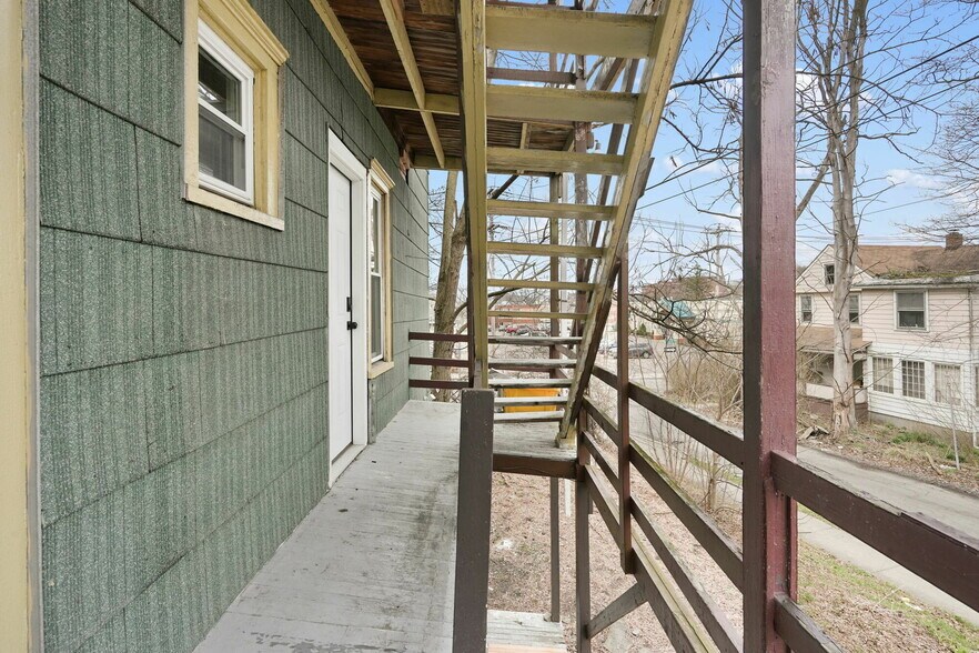 More Photos Of 101 Pennsylvania Ave, Binghamton Apartments For Sale