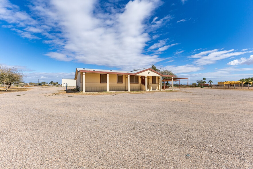More Photos Of 50150 W Julie Ln, Maricopa Warehouse For Sale