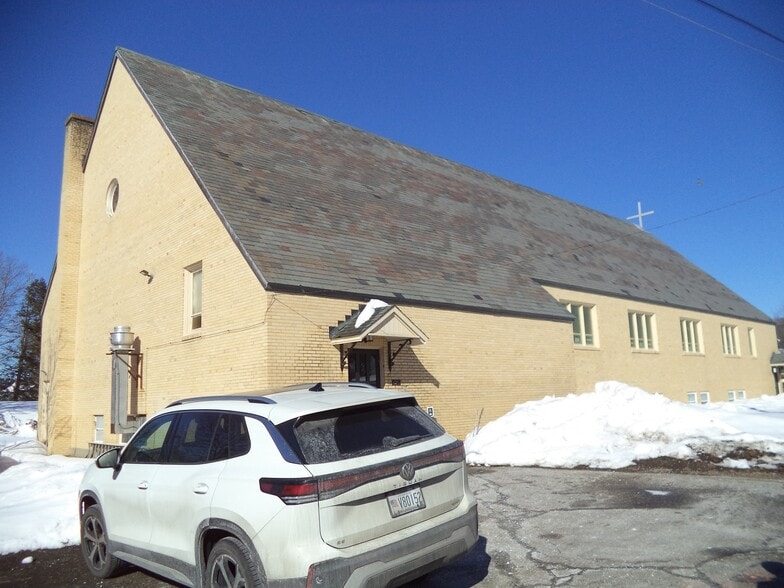 More Photos Of 25 Library St, Hudson Religious Facility For Sale