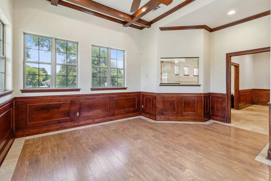 More Photos Of 310 Stagecoach Trl, San Marcos Medical For Lease