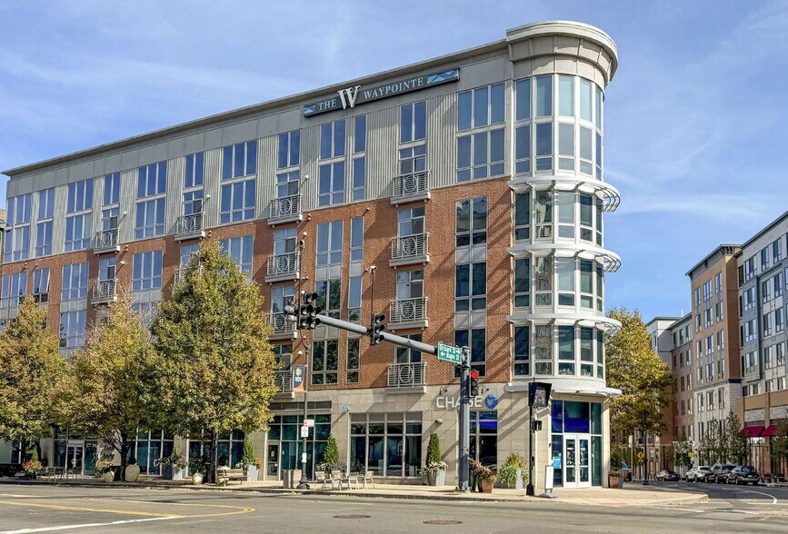 More Photos Of 515 West Ave, Norwalk Unknown For Lease