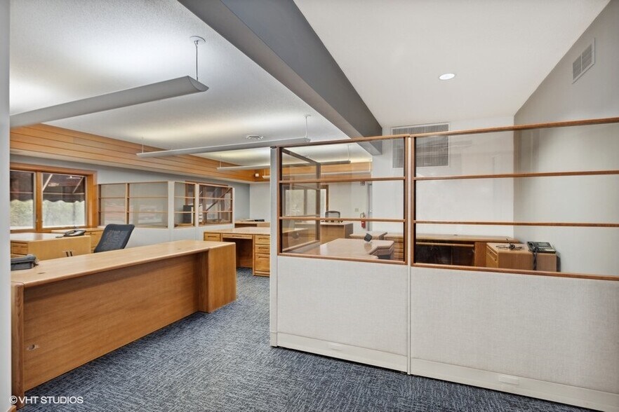 More Photos Of 454 County Rd V V, Somerset Manufacturing For Sale