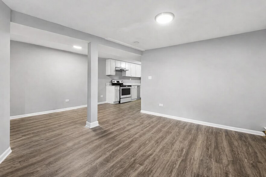 More Photos Of 4929 S Vincennes Ave, Chicago Multifamily For Sale
