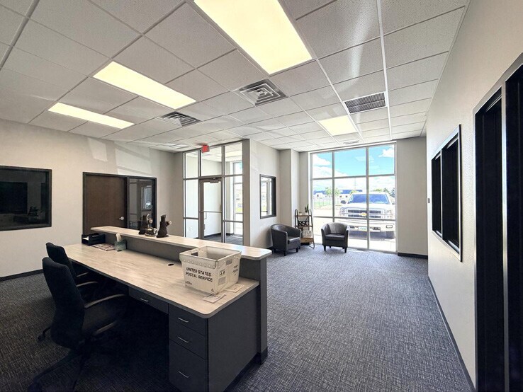 More Photos Of 4314 Centurion Dr, Bismarck Warehouse For Sale