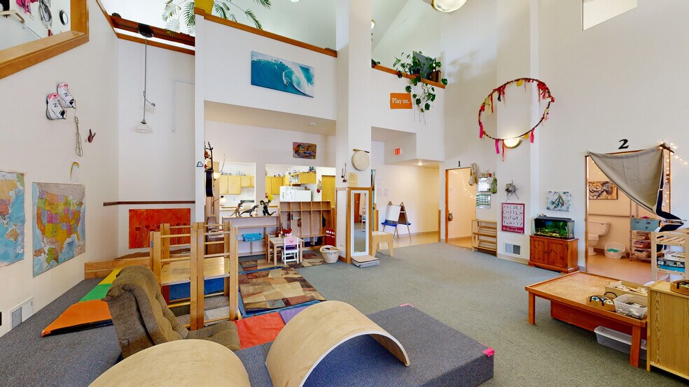 More Photos Of 225 E Palouse River Dr, Moscow Loft Creative Space For Sale