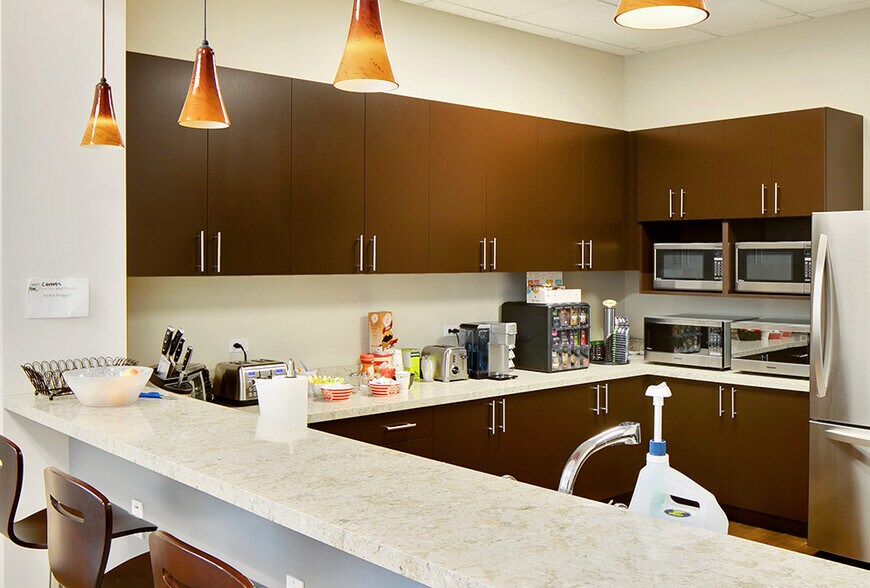 More Photos Of 2210 Route 66, Glendora Office For Sale