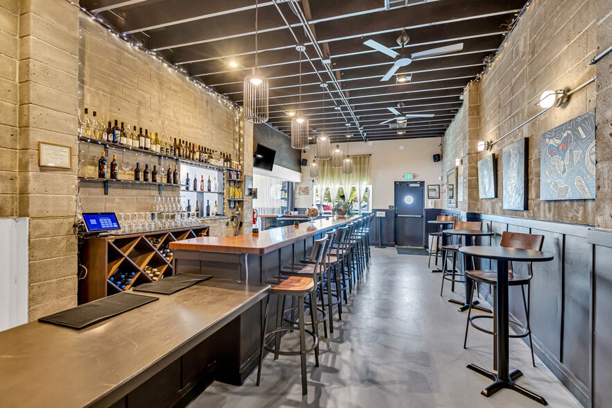 More Photos Of 1011 Del Paso Blvd, Sacramento Restaurant For Sale