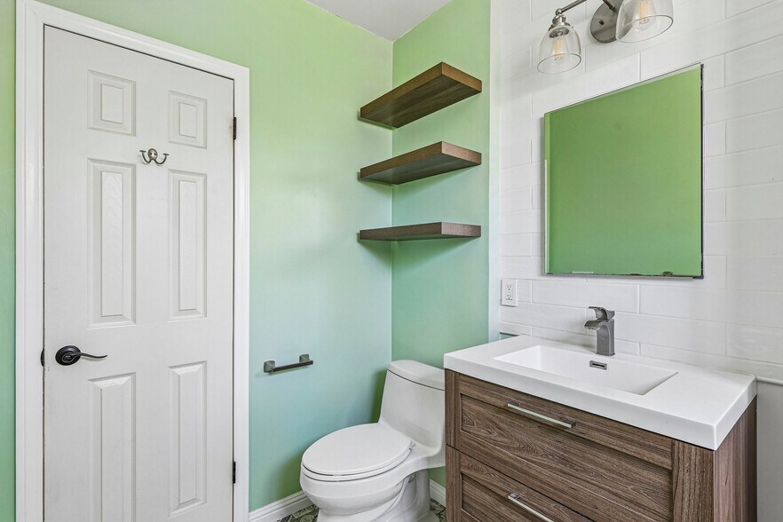 More Photos Of 3378 N Mountain View Dr, San Diego Apartments For Sale