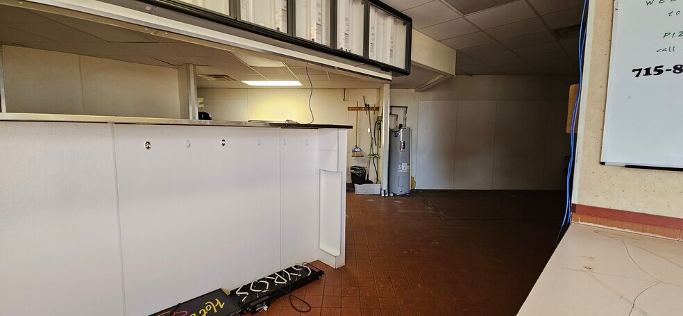 More Photos Of 1456 Kennedy Rd, Chippewa Falls Restaurant For Lease