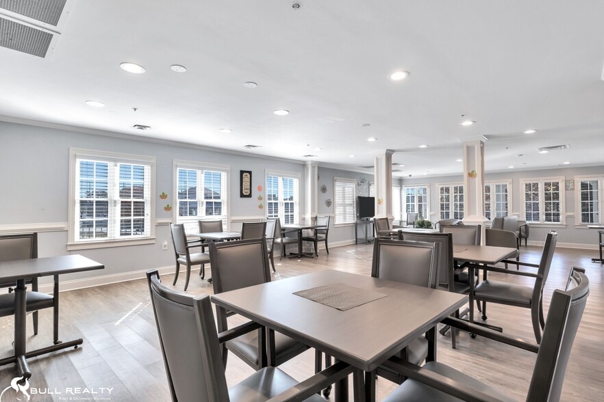 More Photos Of 519 Lawrenceville St, Norcross Assisted Living For Sale