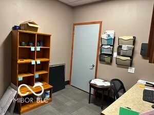 More Photos Of 9130 Otis Ave, Indianapolis Flex For Lease