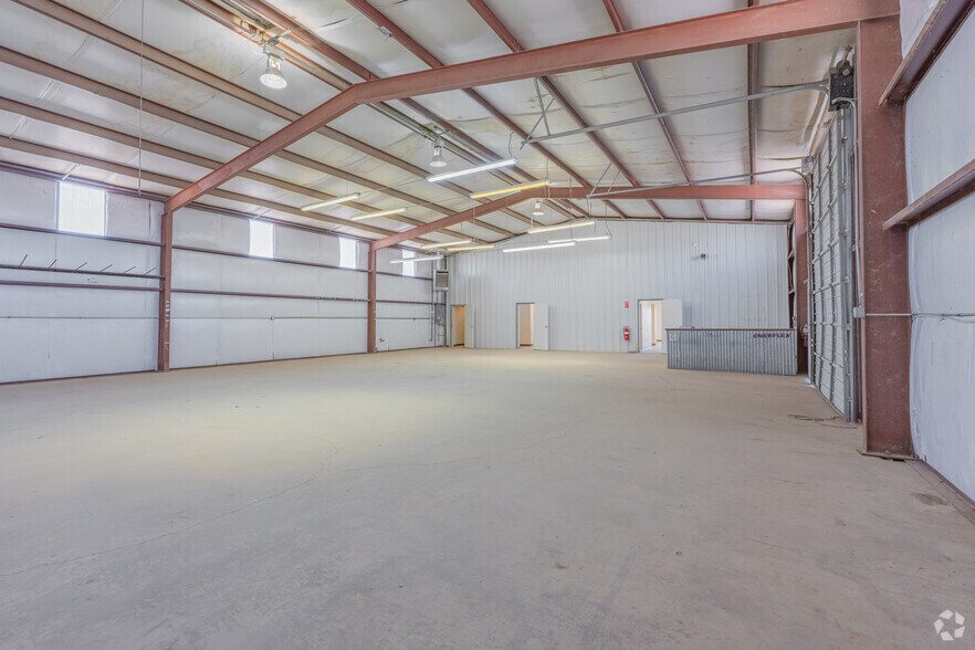 More Photos Of 3401 E State Highway 158, Midland Warehouse For Lease