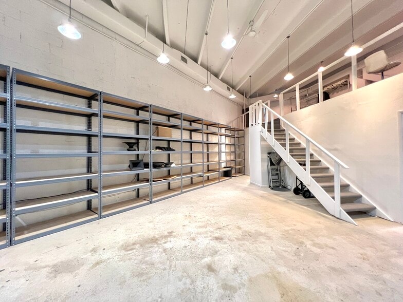 More Photos Of 4825-4829 SW 75th Ave, Miami Warehouse For Lease