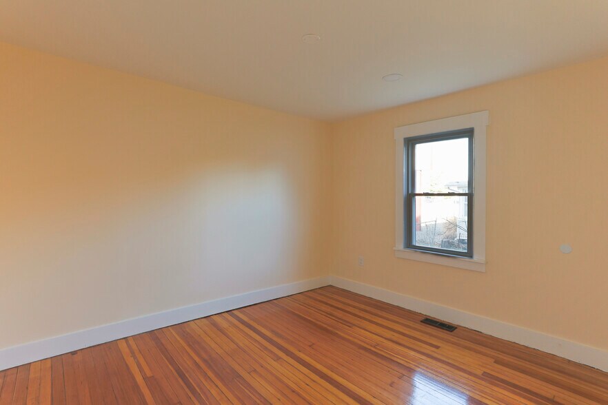 More Photos Of 153 Atlantic City Blvd, Beachwood Office Residential For Sale