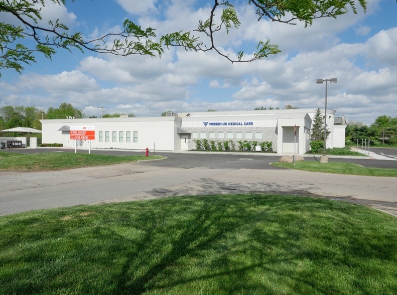 More Photos Of 1310 N Hill Rd, Pickerington Medical For Lease