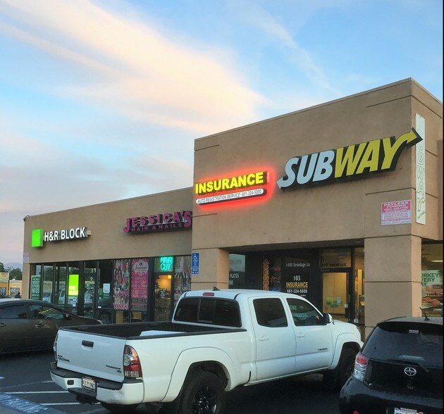 More Photos Of 1400 Brundage Ln, Bakersfield General Retail For Lease