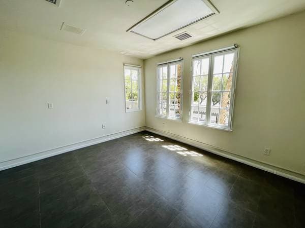 More Photos Of 1276 N Palm Canyon Dr, Palm Springs Medical For Lease