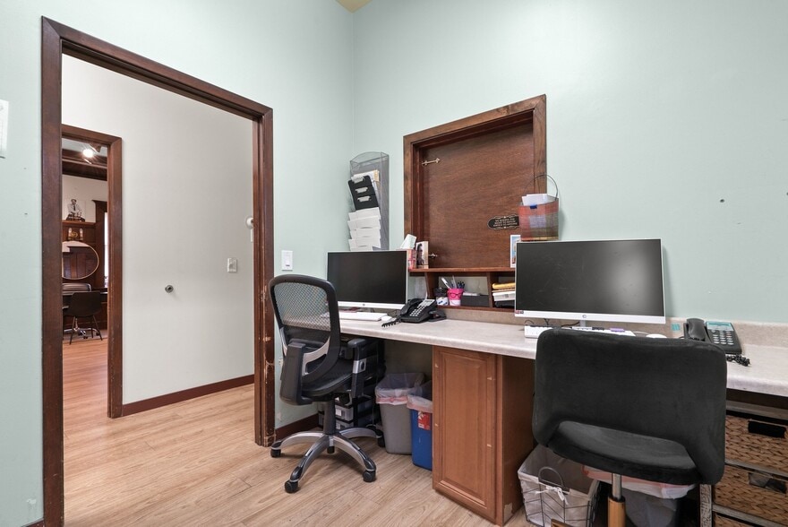 More Photos Of 217 E Lake Ave, Watsonville Office For Sale