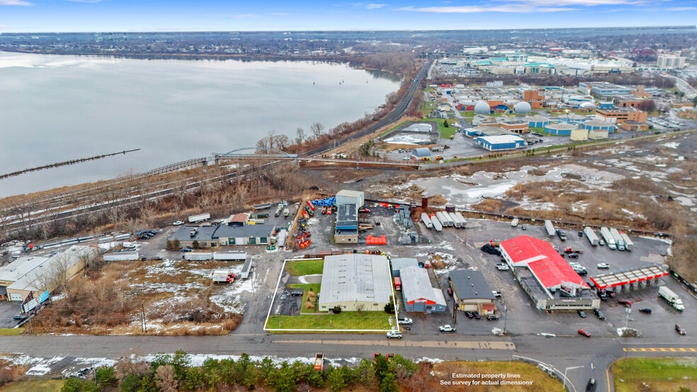 More Photos Of 530 State Fair Blvd, Syracuse Warehouse For Lease