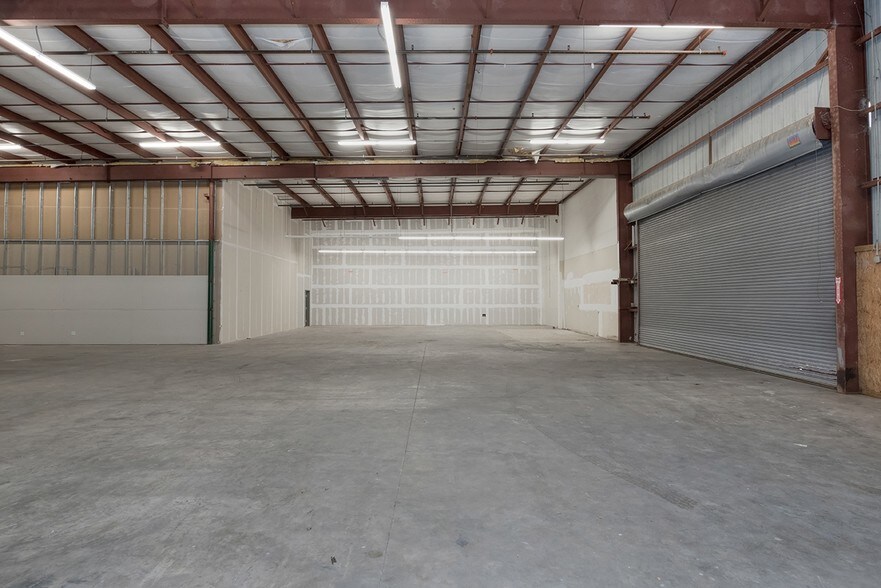 More Photos Of 700-716 Blanding Blvd, Orange Park Unknown For Lease